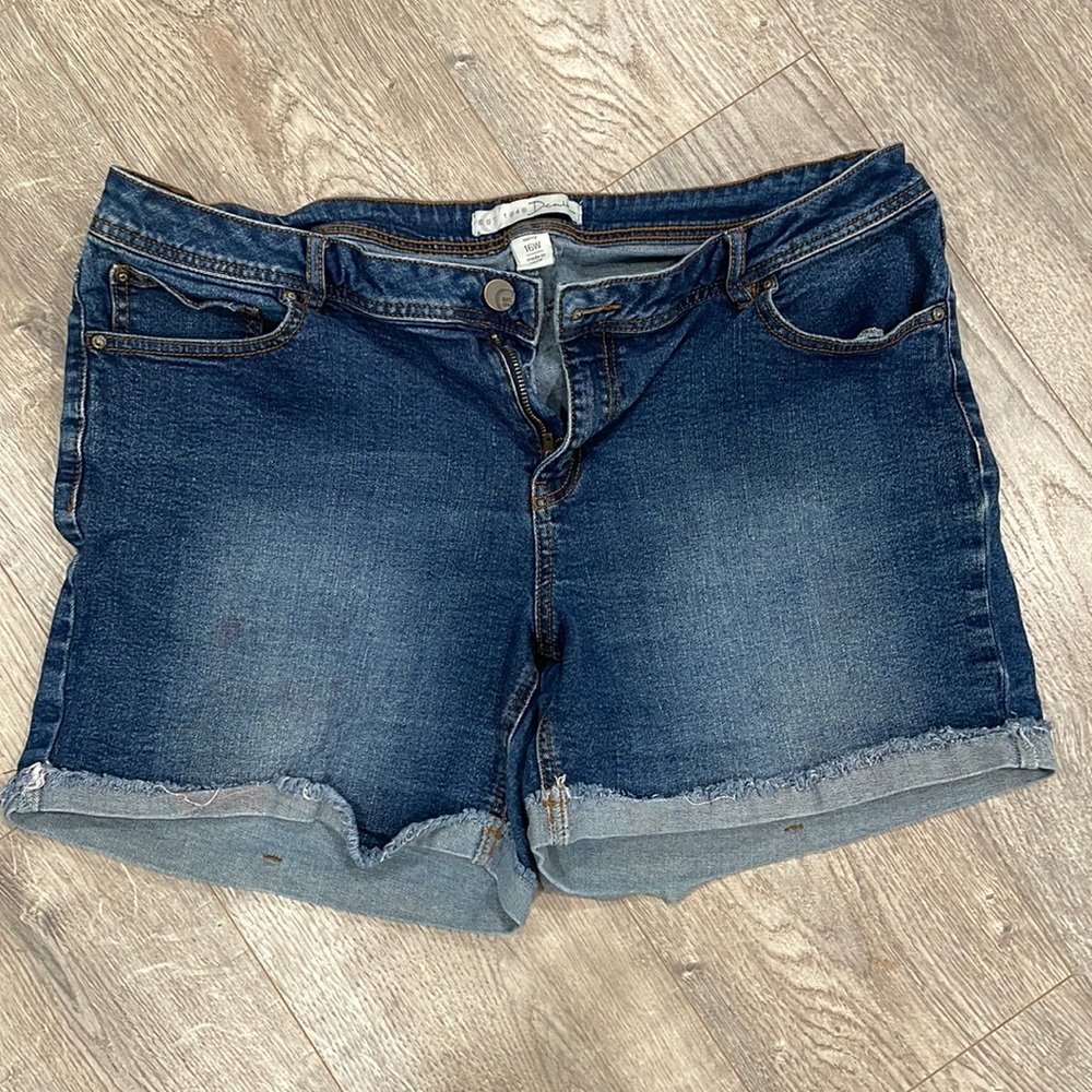 Cato jean shorts 16w